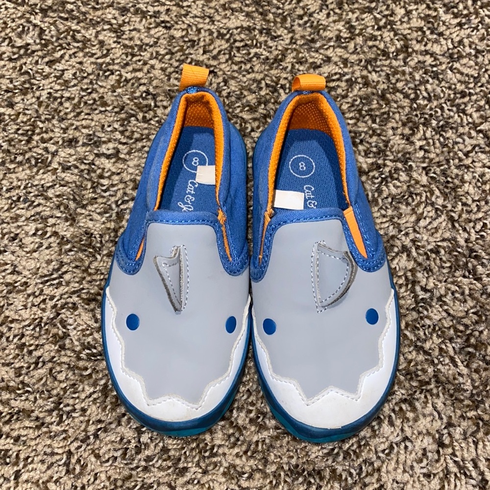Toddler shoes